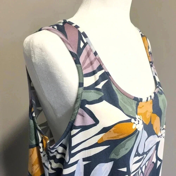 Nicole Miller Floral Tank Top - Picture 4 of 10